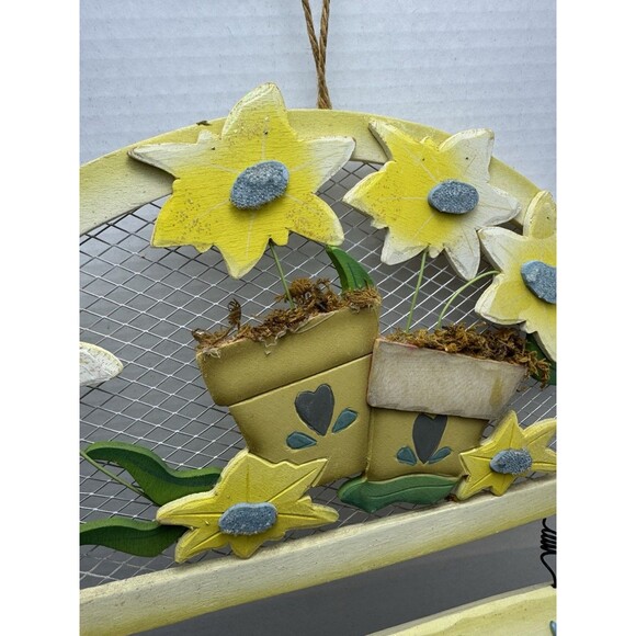 Door Hanging Sign “‎ Welcome Friends” 3D Wooden Pastel Flowers Ladybug Summer - Picture 5 of 10